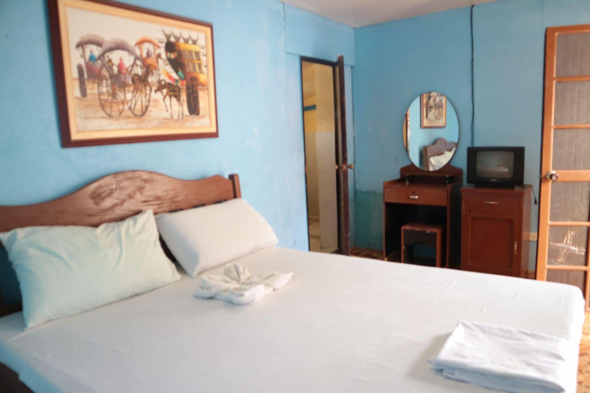 Seaside Beach Resort Bohol Bagian luar foto